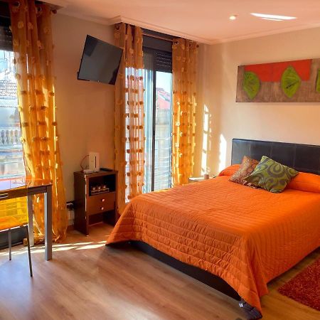 Apartamentos Ronda Vigo Esterno foto