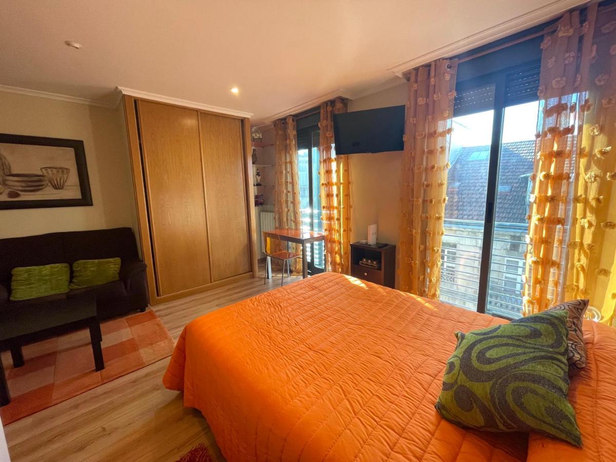 Apartamentos Ronda Vigo Esterno foto